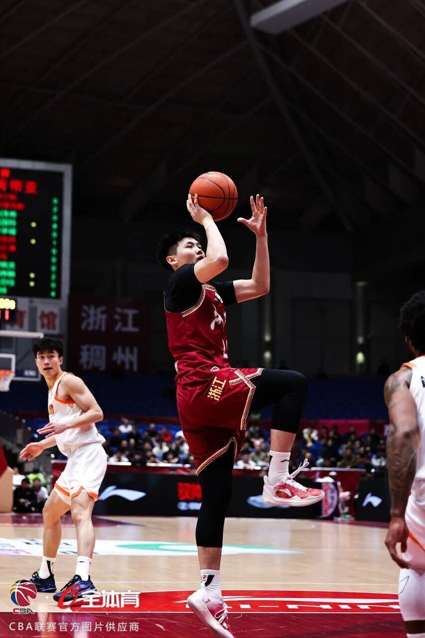 世界杯高清赛事直播地址-【CBA联赛】第二十轮｜全员皆兵！浙江稠州金租89-69江苏肯帝亚！